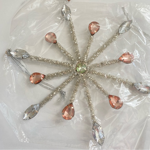 Martha Stewart Tree Decor Facet Jeweled Snowflakes and Circle Ornaments - Picture 4 of 8